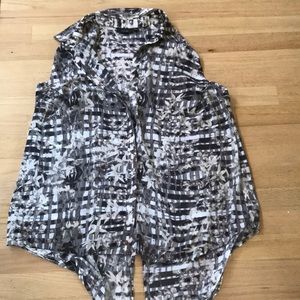 Women’s sleeveless summer top.